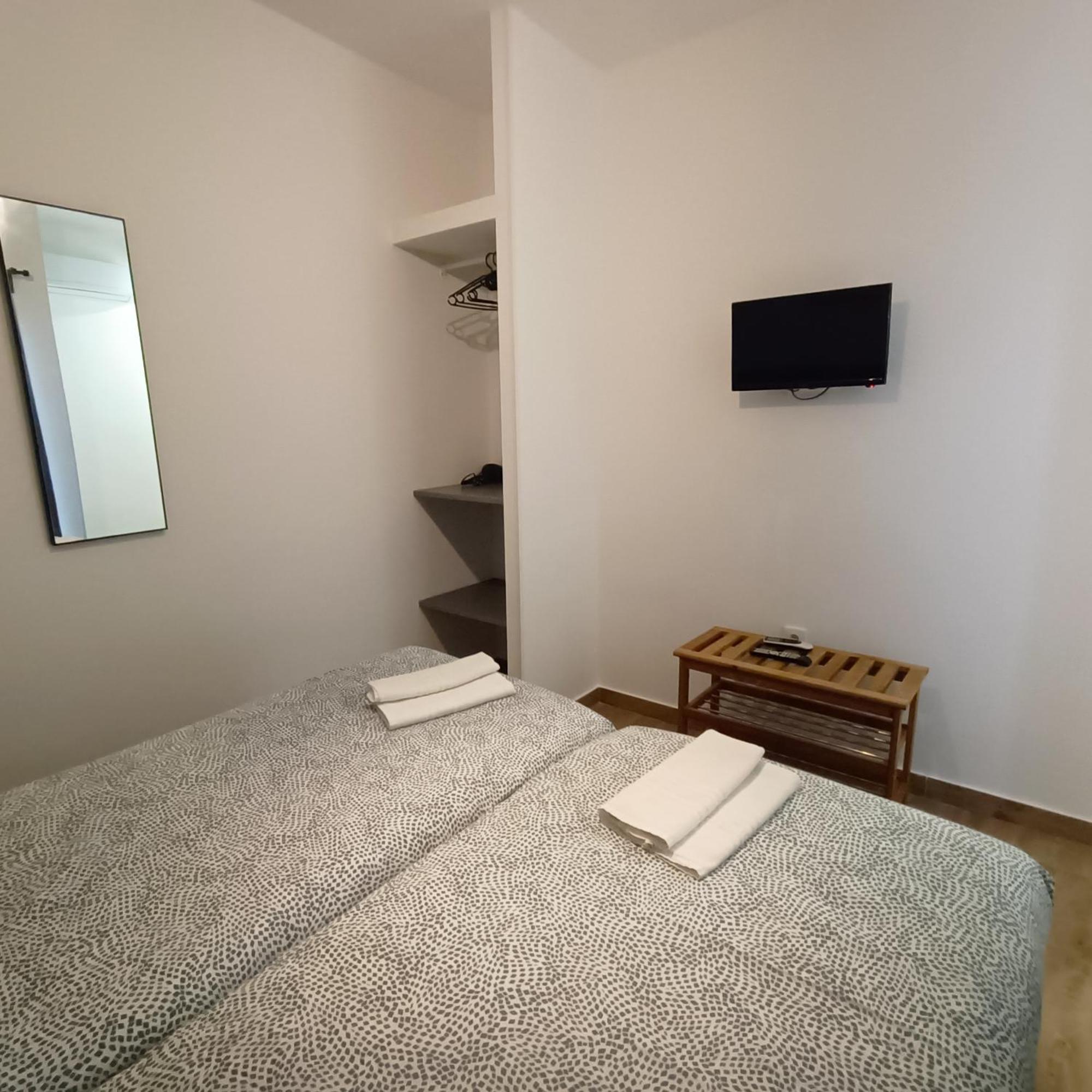Good Vibes - Lagos Guesthouse Экстерьер фото